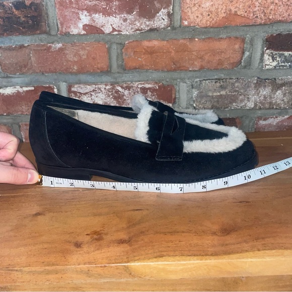 Talbots Cassidy Black SuedeShetpa Lined Trim Slip On Loafers Sz 8.5 Medium - Picture 5 of 6